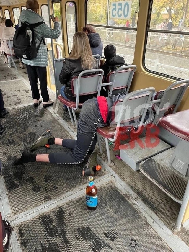 Вагон первого класса в метро Москвы
