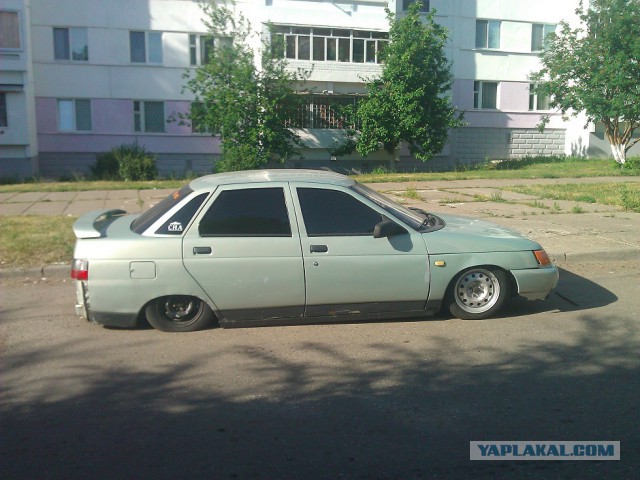 Без клиренса. Очередной заниженный ТАЗ.