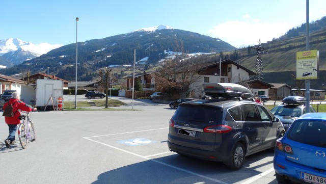 «Ларгусы по-американски»: большие минивэны, которых нет на российском рынке