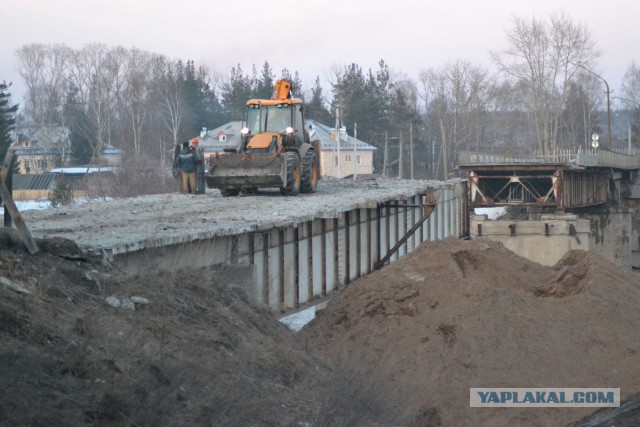 Обрушился мост в Архангельской области