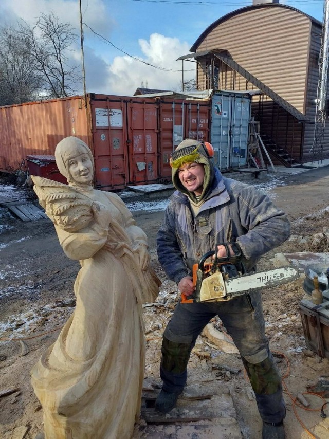 А лягушат не хотите ли?
