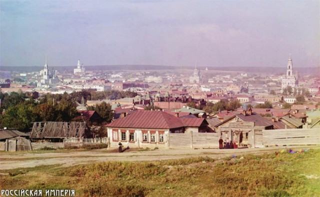 Россійская Иперія на цветнихъ открыткахъ