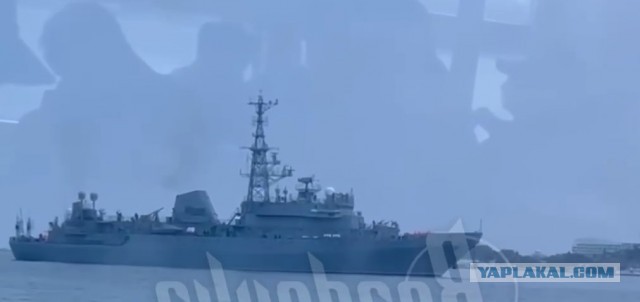 Про левый борт Хурса "который все прячут"...