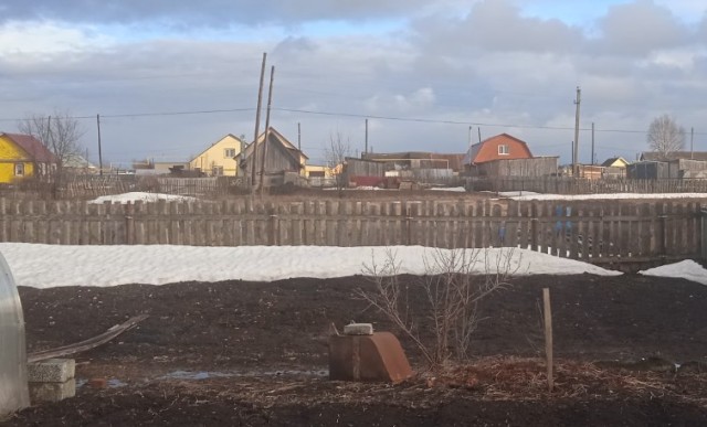 Чем крепить профлист на заборе.  Заклепки или саморезы?