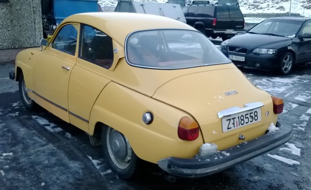 Старенький SAAB