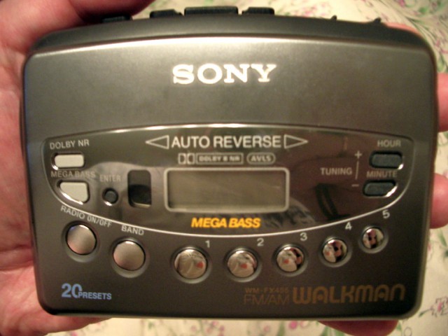 Отзыв на старый кассетный плеер Sony Walkman