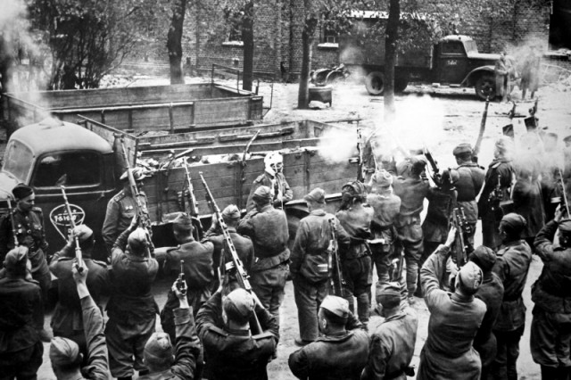 Великая Отечественная в 75 фотографиях