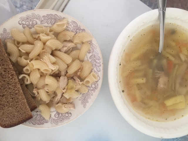 Чем кормят в роддомах: страна контрастов