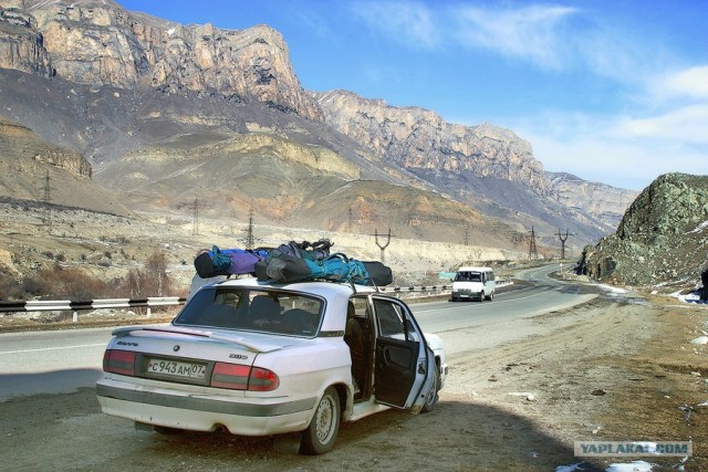 В горах Афгана (8 фото)