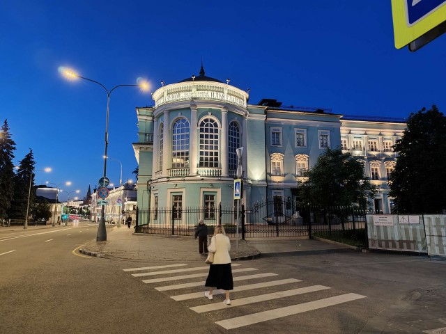 Шляюсь по  Москве