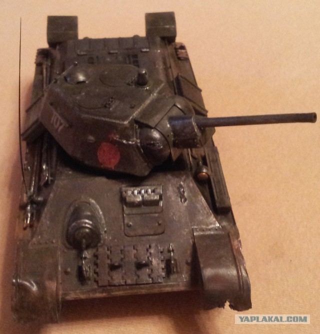 Сборная модель Т-34/85. Масштаб 1/35