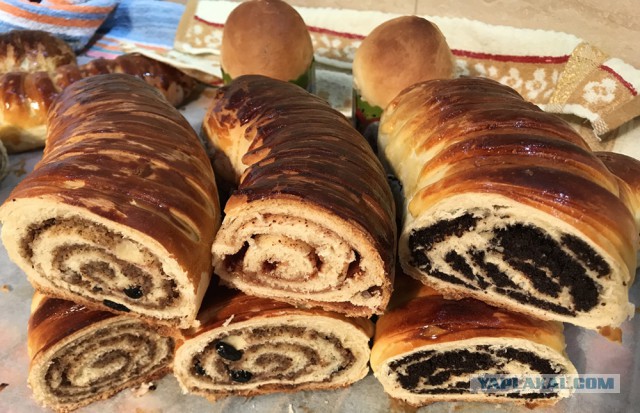 Пасхальный стол. Кулинары поздравляют!