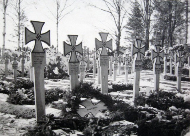 Итальянские пропагандистские плакаты времен Второй мировой войны