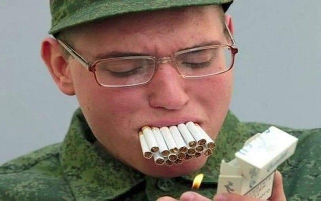 В Крыму горит военная авиабаза в пгт Гвардейское Симферопольского района