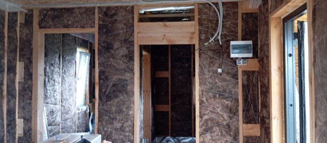 Дачный домик с баней часть 2