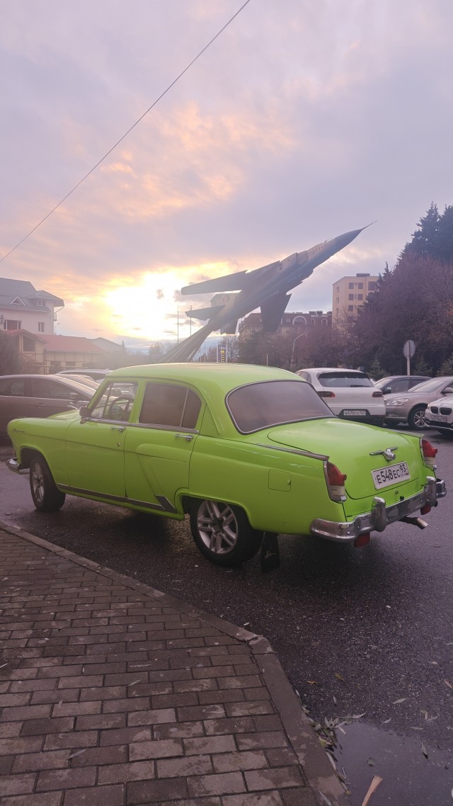 Вот какую «игрушку» увидел на заправке