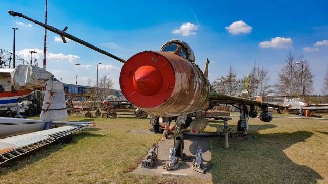 Авиамузей в Риге: островок СССР в стране НАТО