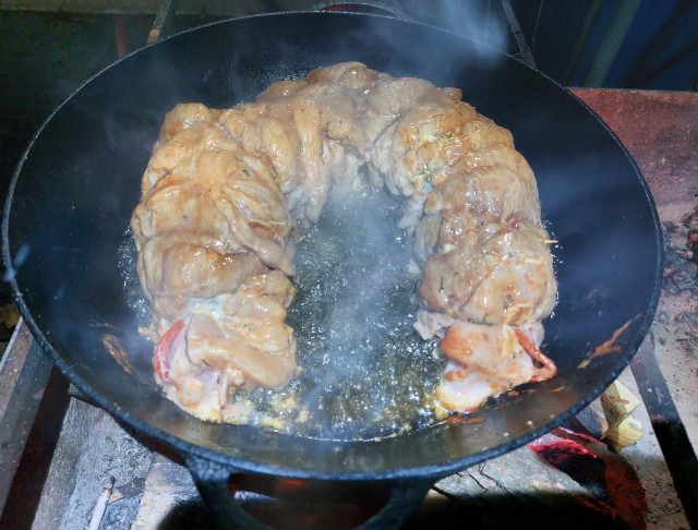 А немцы любят пожрать! Встречайте "мясные роллы"