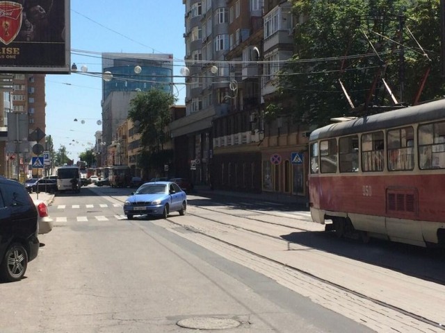 01.07.2014 центр Донецка, вежливые люди