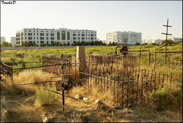 Старое христианское кладбище в Ашхабаде