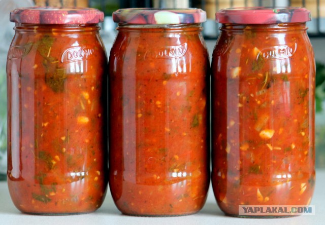 Пирог с соусом "маринара" и моцареллой