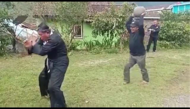 Есть у кого проблемы со спиной?