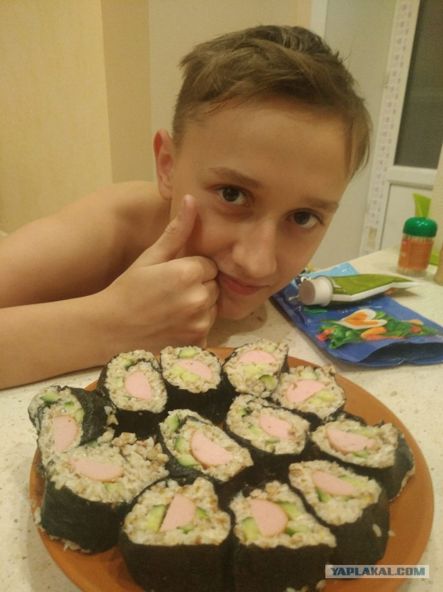 Как-бы роллы "И нашим, и вашим"