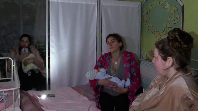 ВСУ взяли в осаду роддом в Мариуполе