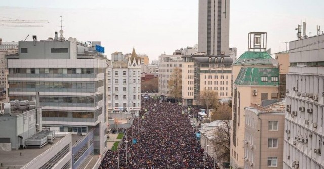 Особо не церемонится
