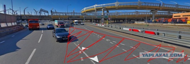 Принципиальная бабуля на BMW не захотела пропускать помеху справа