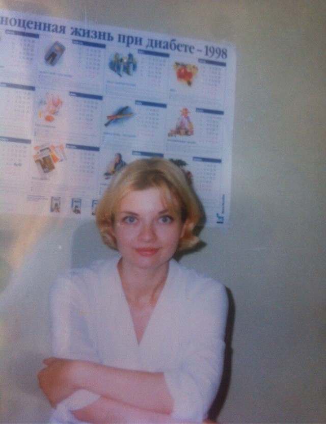 Девчата из 90-х и 00-х