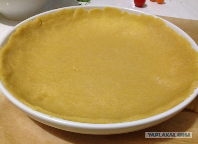 Киш с семгой и брокколи