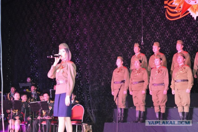 Монгольский колорит.