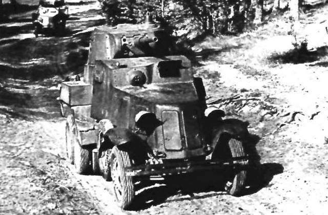 Незнакомая боевая полуторка: легкие военизированные грузовики ГАЗ