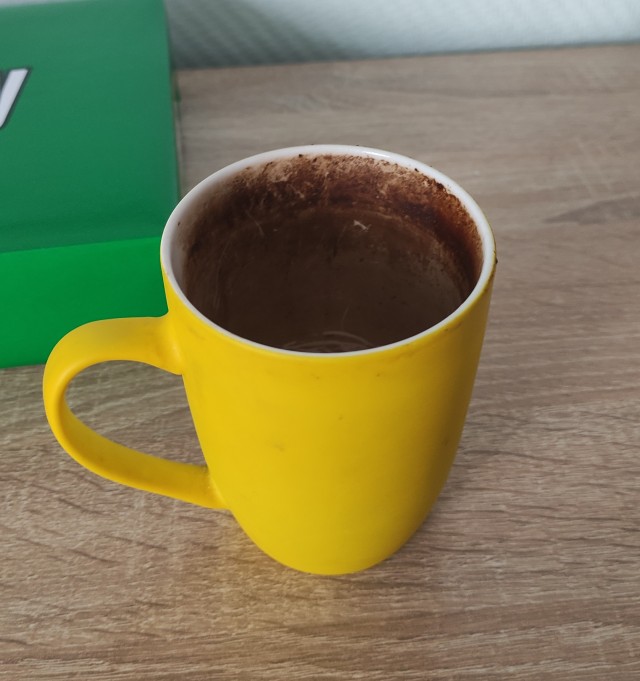 А из какой кружки вы пьёте на работе?