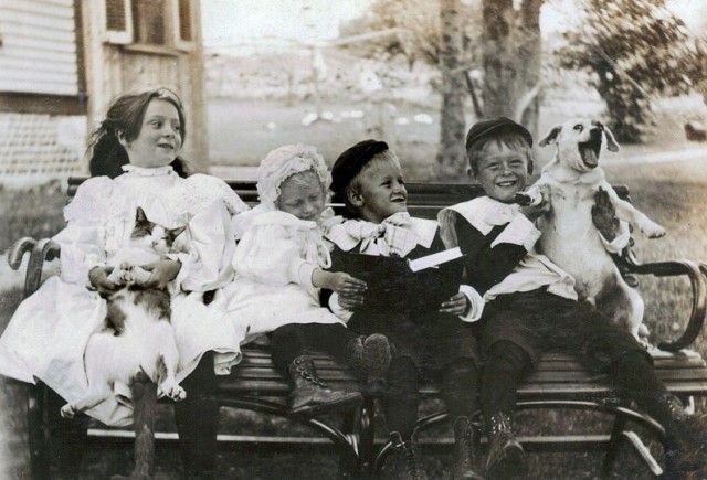 Лица, события, эпохи: редкие исторические фотографии, которые перенесут вас в другое время