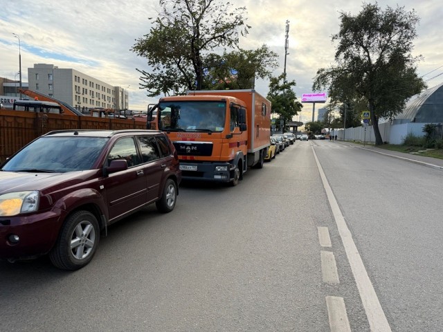 Как я заправлял мотоцикл сегодня после работы (Москва)