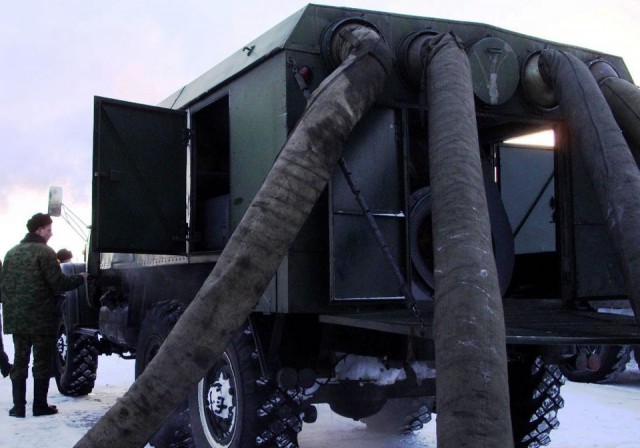 Зачем на борту "Адмирала Кузнецова" трактор с авиадвигателем?