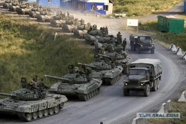 Министр обороны Украины рассказал о тысячах «российских» военных в Донбассе