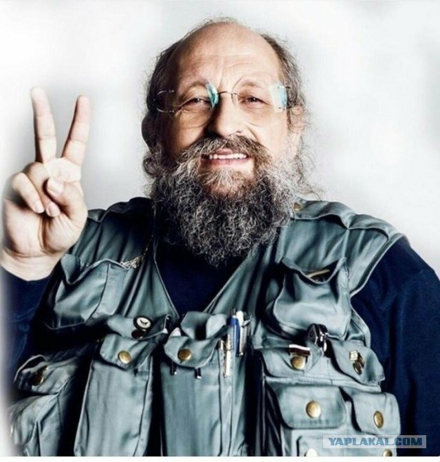 Сергей Зверев исполнил гимн Бурятии