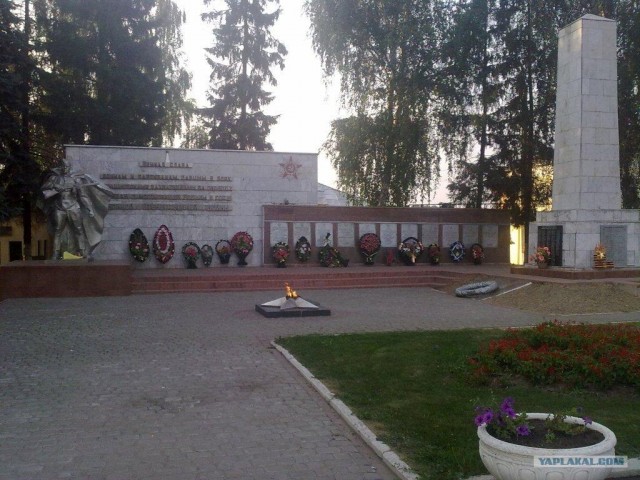 Храмы Боровска (130 фото)