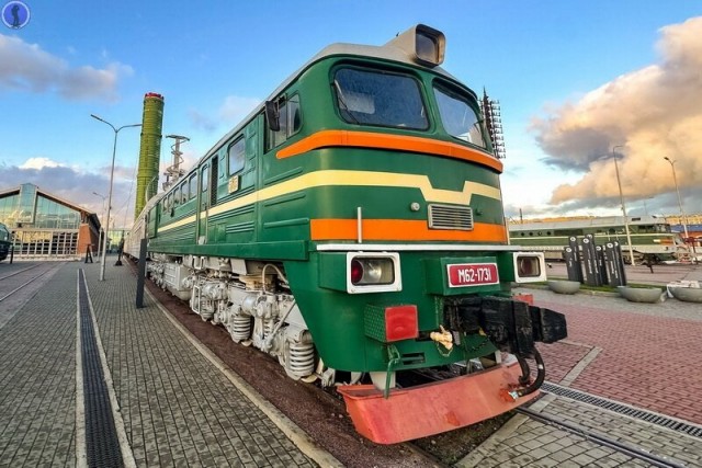 Ядерный ракетный поезд РВСН: БЖРК "Молодец" или Поезд №0