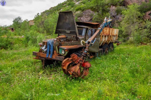 Брошенное хранилище боеголовок КР 55-й отдельной бригады ракетных катеров