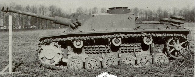 StuG III под кличкой "Гадюка", самая массовая в производстве с которой пришлось встретиться нашим дедам.