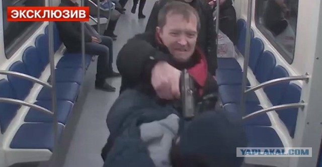 В Петербурге ценные специалисты напали на судебных приставов, агрессоров задержали, но уже отмазали и отпустили