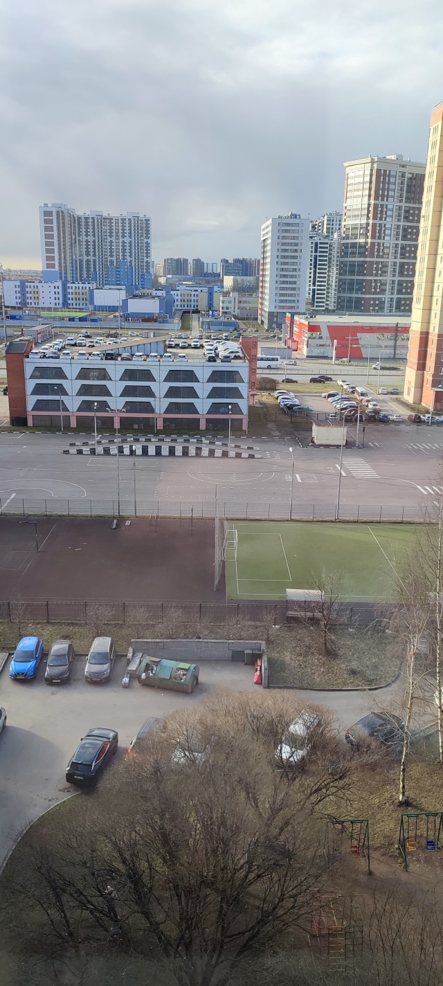 Москву завалило снегом. В столицу вернулась зима из-за циклона «Зион»