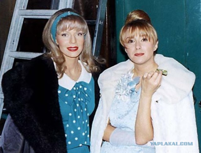 Снимки современных знаменитостей из 1990-х годов