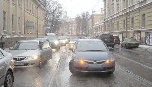 Будьте аккуратнее на трамвайных путях!