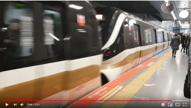 Правдивые заметки сотрудников петербургского метро, которое является одним из самых глубоких в мире