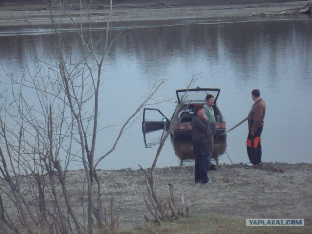 Женщины за рулем (видео)